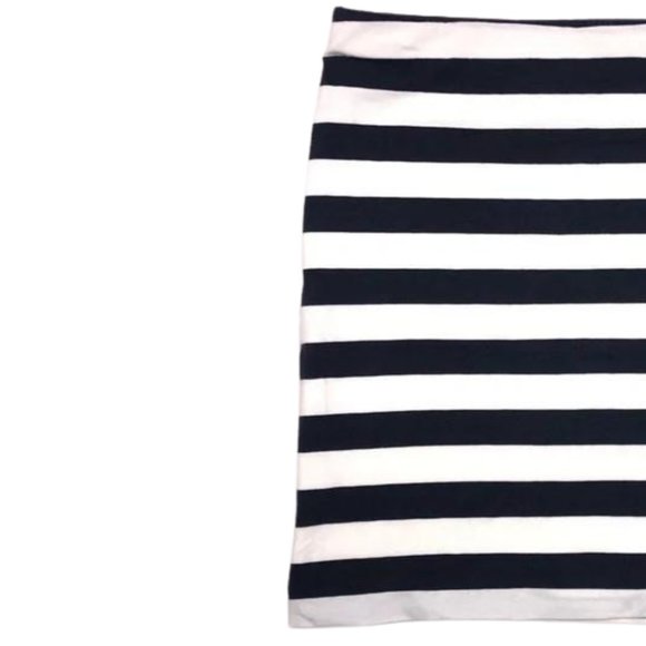 H&M Basic Navy Blue and White Striped Nautical Stretch Skirt - Picture 5 of 9